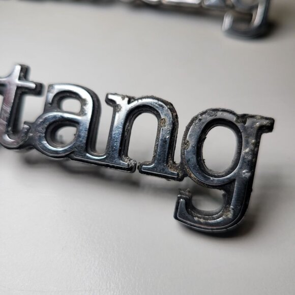 Mustang Emblem Word Chrome Pair Double D4ZB Vibtage 70s Replacement 5 Inch - Picture 7 of 8